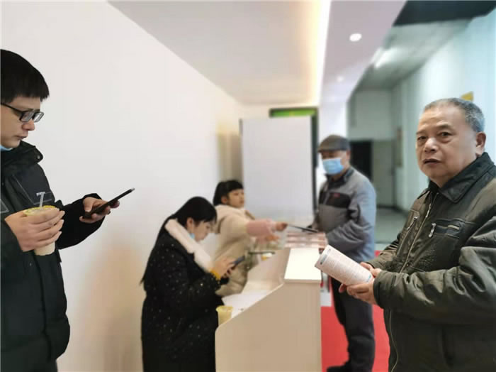 四川中青旅綿陽分社、綿陽市中旅假日旅行社、綿陽自來文化傳播有限公司24H自助售貨服務(wù)盛大開業(yè)